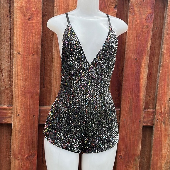 Forever 21 Black Sequin Romper Size S - Picture 4 of 11